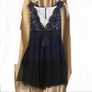 Kate Spade Navy Black bow front lace sleeveless dress